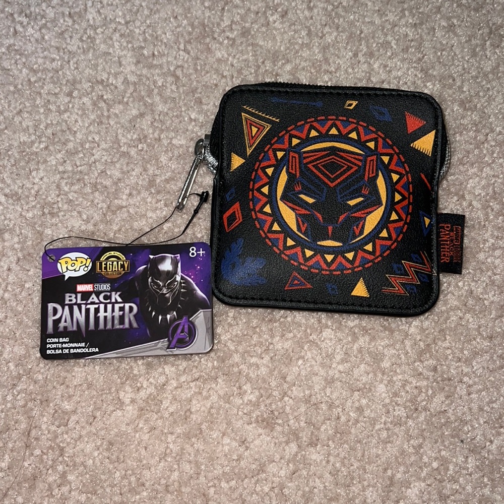 NWT Funko Marvel Black Panther Wakanda Zip-up Coin wallet